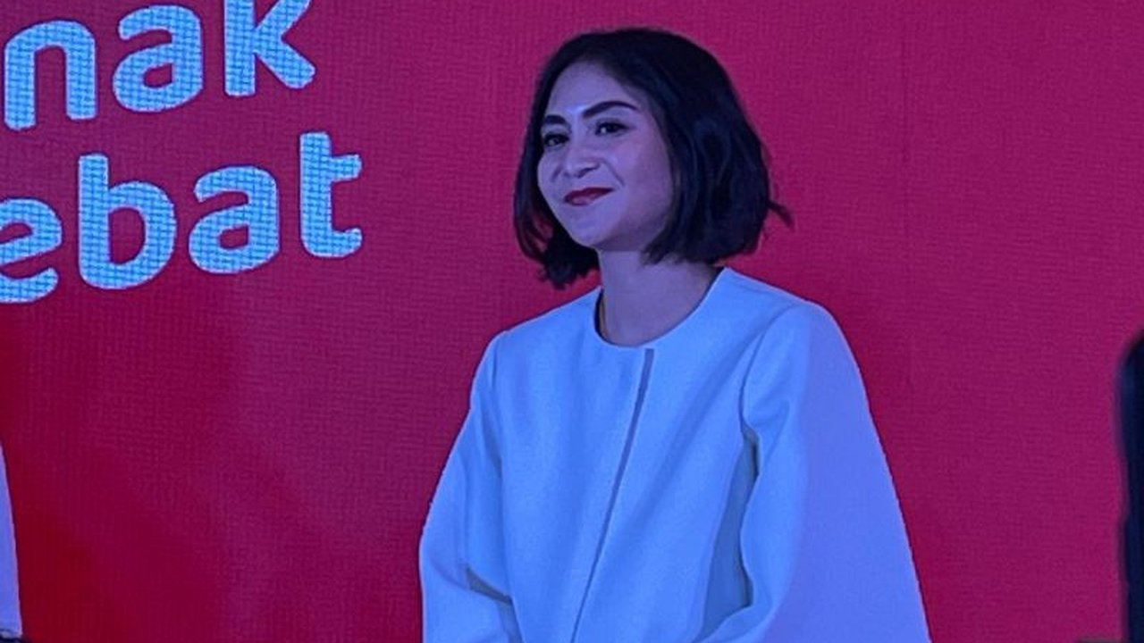 Caca Tengker, psikolog dan publik figur, membagikan tips dan rutinitas efektif untuk menidurkan anak, menekankan pentingnya kebersihan gigi dan waktu berkualitas bersama keluarga.