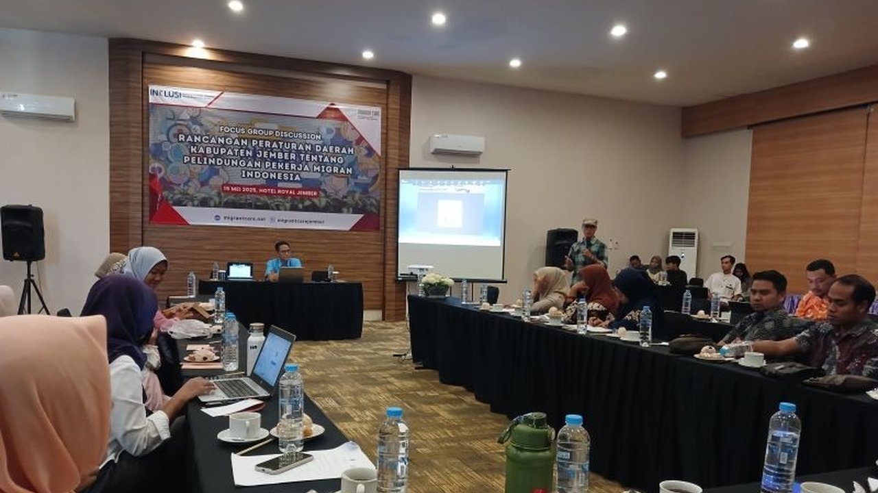 Migrant Care mendorong Kabupaten Jember untuk segera membentuk Perda Pelindungan Pekerja Migran Indonesia (PMI) guna melindungi ribuan warganya yang bekerja di luar negeri.