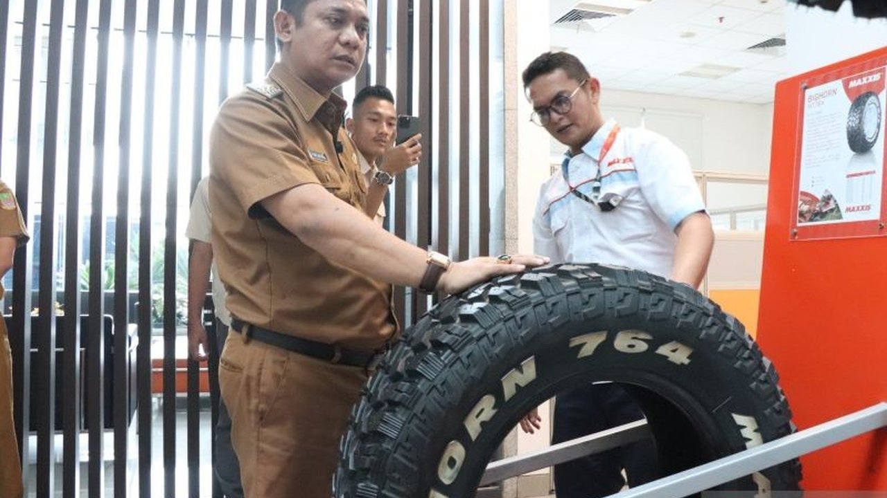 Pemerintah Kabupaten Bekasi menggelar Bursa Kerja Bekasi Pasti Kerja Expo 2025 pada 27 Mei 2025, menawarkan lebih dari 1.400 lowongan kerja bagi warga lokal untuk mengurangi angka pengangguran.