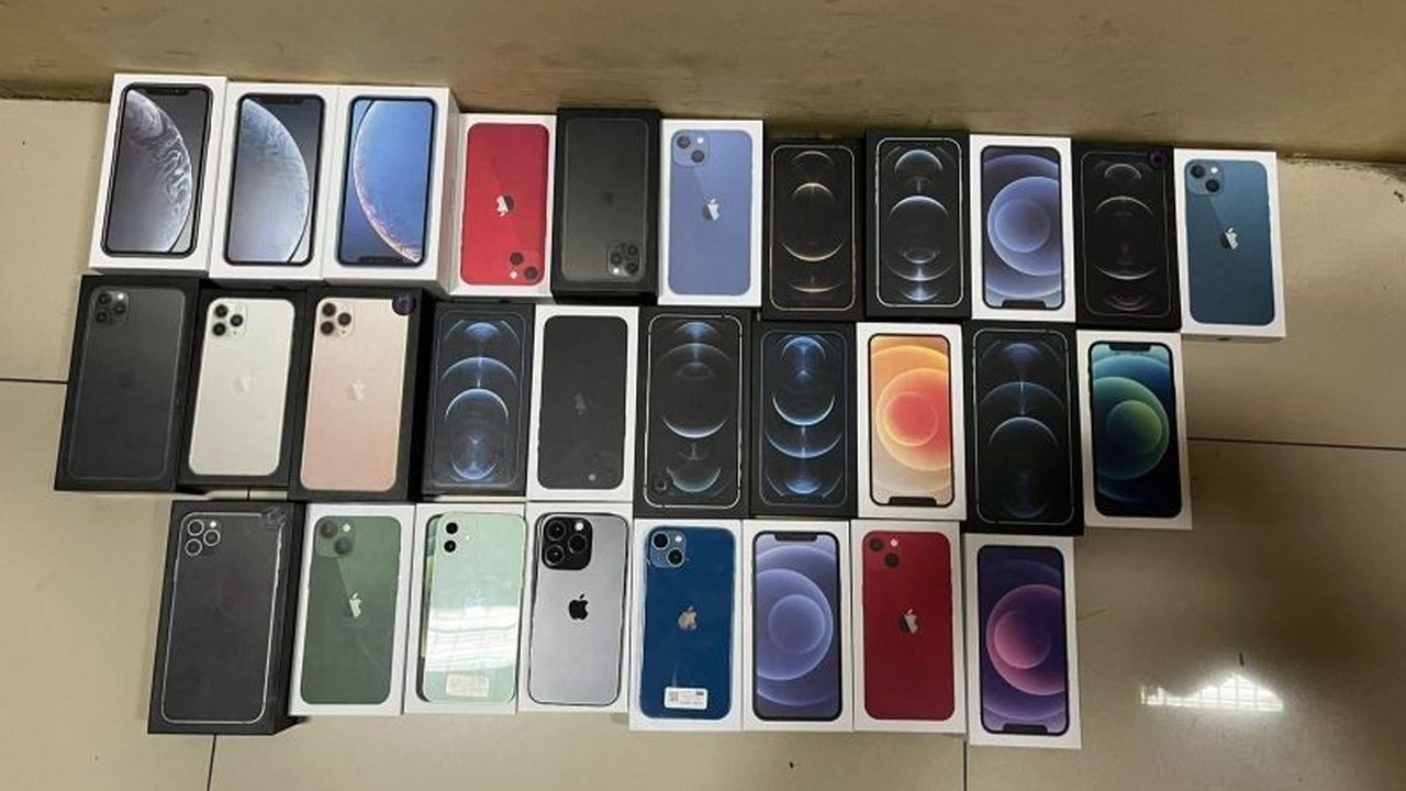Seorang mantan teknisi di Kudus, Jawa Tengah, terancam hukuman tujuh tahun penjara karena mencuri 31 iPhone dari toko tempatnya bekerja sebelumnya, dengan kerugian mencapai Rp269,8 juta.