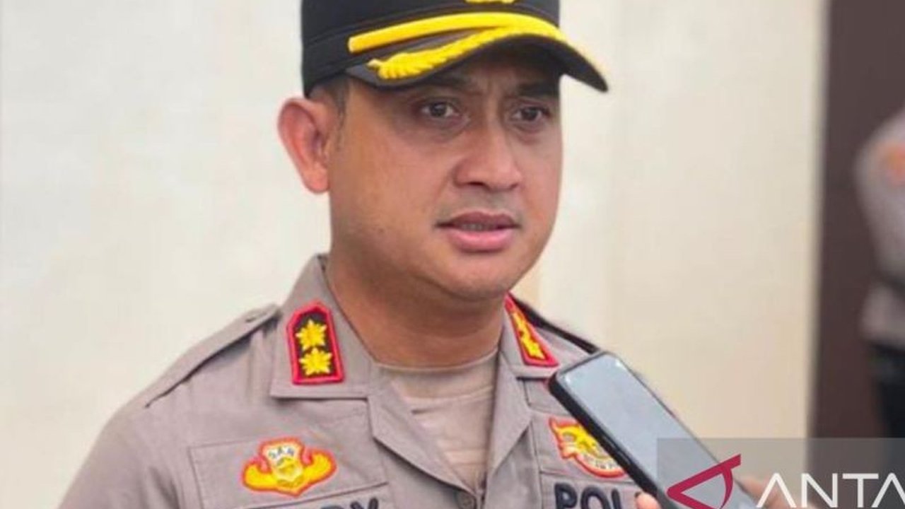 Kapolres Bangka, AKBP Deddy Dwitiya Putra, berkomitmen memberantas premanisme dan pungli di Bangka Belitung, mengajak masyarakat aktif melaporkan tindakan kejahatan.