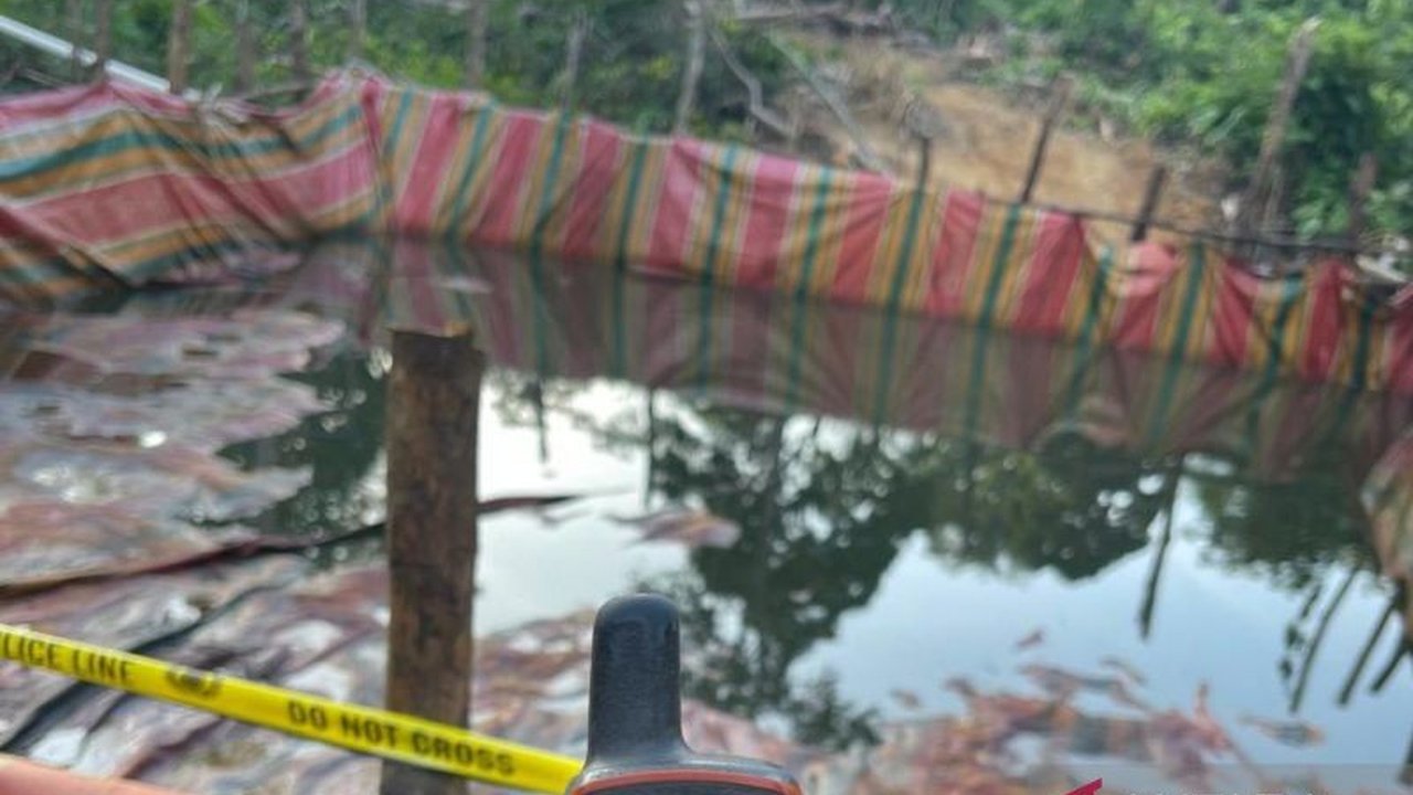 Bidang Propam Polda Jambi telusuri dugaan keterlibatan oknum polisi dalam aktivitas pengeboran minyak ilegal di Sarolangun dan Batanghari yang mengakibatkan kebakaran dan melukai dua pekerja.