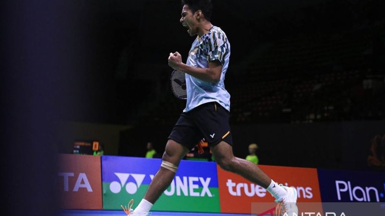 Pebulu tangkis Chico Aura Dwi Wardoyo keluar dari Pelatnas PBSI bukan karena tekanan, melainkan untuk mencari pengalaman baru sebagai pemain profesional dan berlatih di luar negeri.