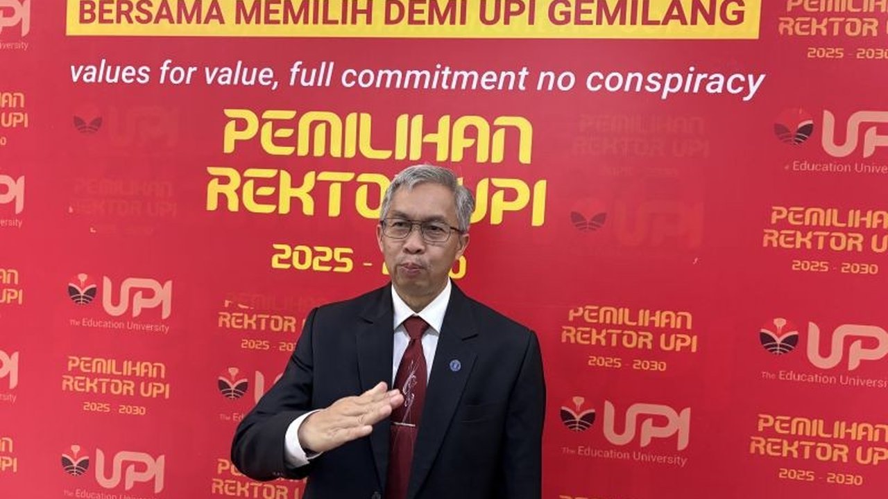 Setelah melalui proses panjang, Prof. Didi Sukyadi resmi terpilih sebagai Rektor Universitas Pendidikan Indonesia (UPI) untuk periode 2025-2030.