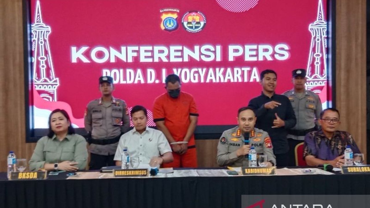 Polda DIY mengamankan 10 satwa dilindungi dari seorang warga di Kulon Progo yang membelinya secara ilegal melalui media sosial, dengan total transaksi mencapai Rp47,5 juta.