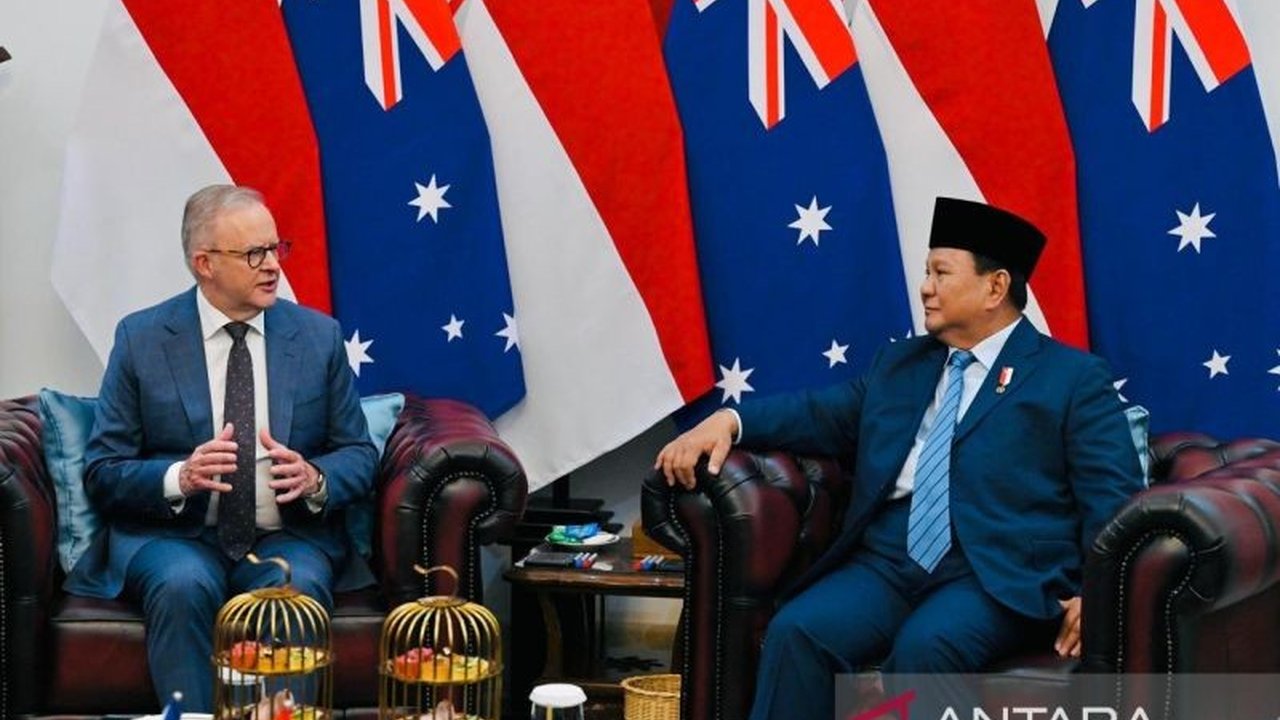 Presiden Prabowo Subianto tegaskan hubungan Indonesia-Australia yang tak tergantikan, ditandai dengan kunjungan Perdana Menteri Albanese sebagai kunjungan bilateral pertama pasca pemilu.