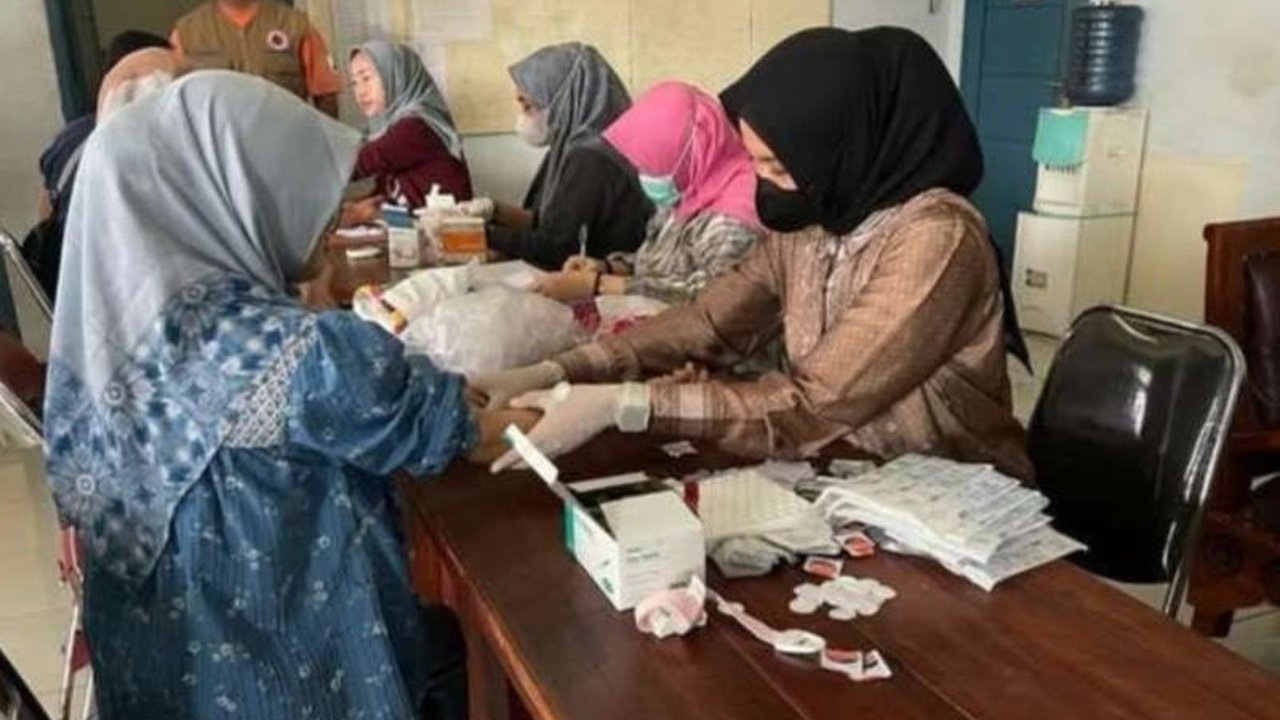 Dinas Kesehatan Lebak mewajibkan Posbindu di seluruh OPD untuk deteksi dini dan pencegahan penyakit tidak menular (PTM) pada ASN, khususnya yang berusia di atas 50 tahun.