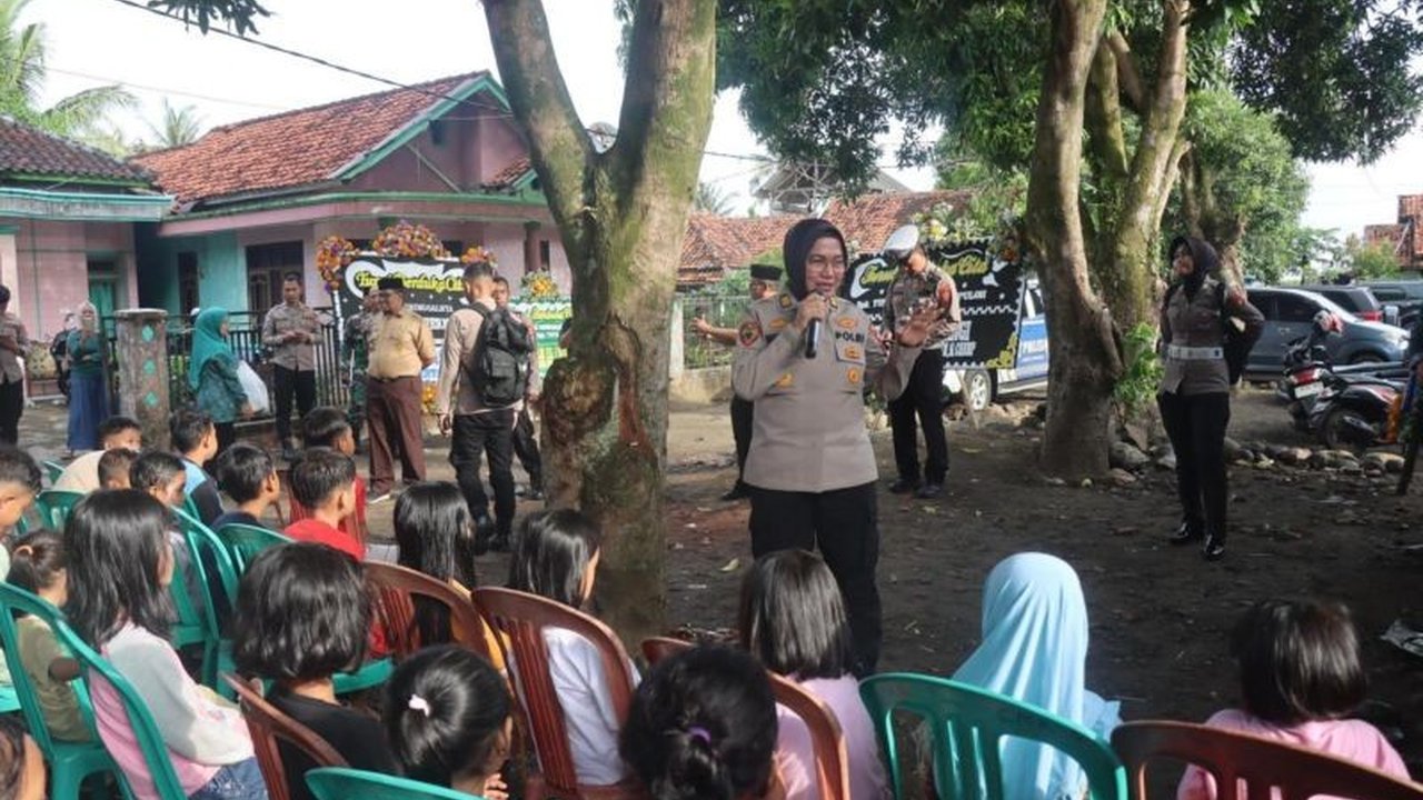Kepolisian Resor Garut membentuk tim trauma healing untuk membantu anak-anak yang mengalami trauma akibat ledakan amunisi di Cibalong, Garut, yang menewaskan 13 orang.