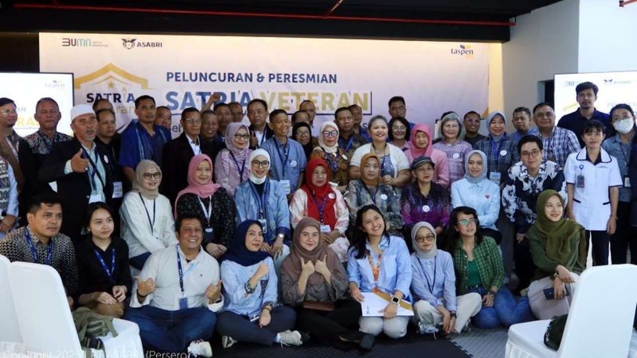 PT ASABRI (Persero) meluncurkan program SATRIA VETERAN, sekolah lansia bagi peserta pensiun, yang menawarkan berbagai aktivitas untuk meningkatkan kesejahteraan fisik dan mental para purnawirawan.