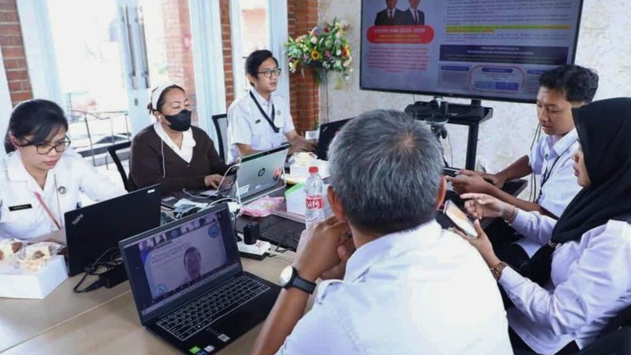 Badan Narkotika Nasional (BNN) memberikan pembekalan kepada petugas pendamping Intervensi Berbasis Masyarakat (IBM) untuk memperkuat rehabilitasi narkoba berbasis komunitas dan memastikan keberlanjutan program.