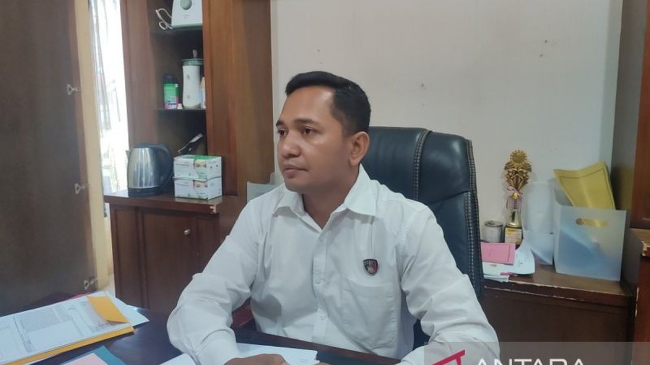 Pemilik dan kapten kapal wisata Tiga Putera ditetapkan sebagai tersangka atas tragedi karamnya kapal yang menewaskan 8 orang di perairan Bengkulu, karena kapal tersebut tidak memiliki izin beroperasi.