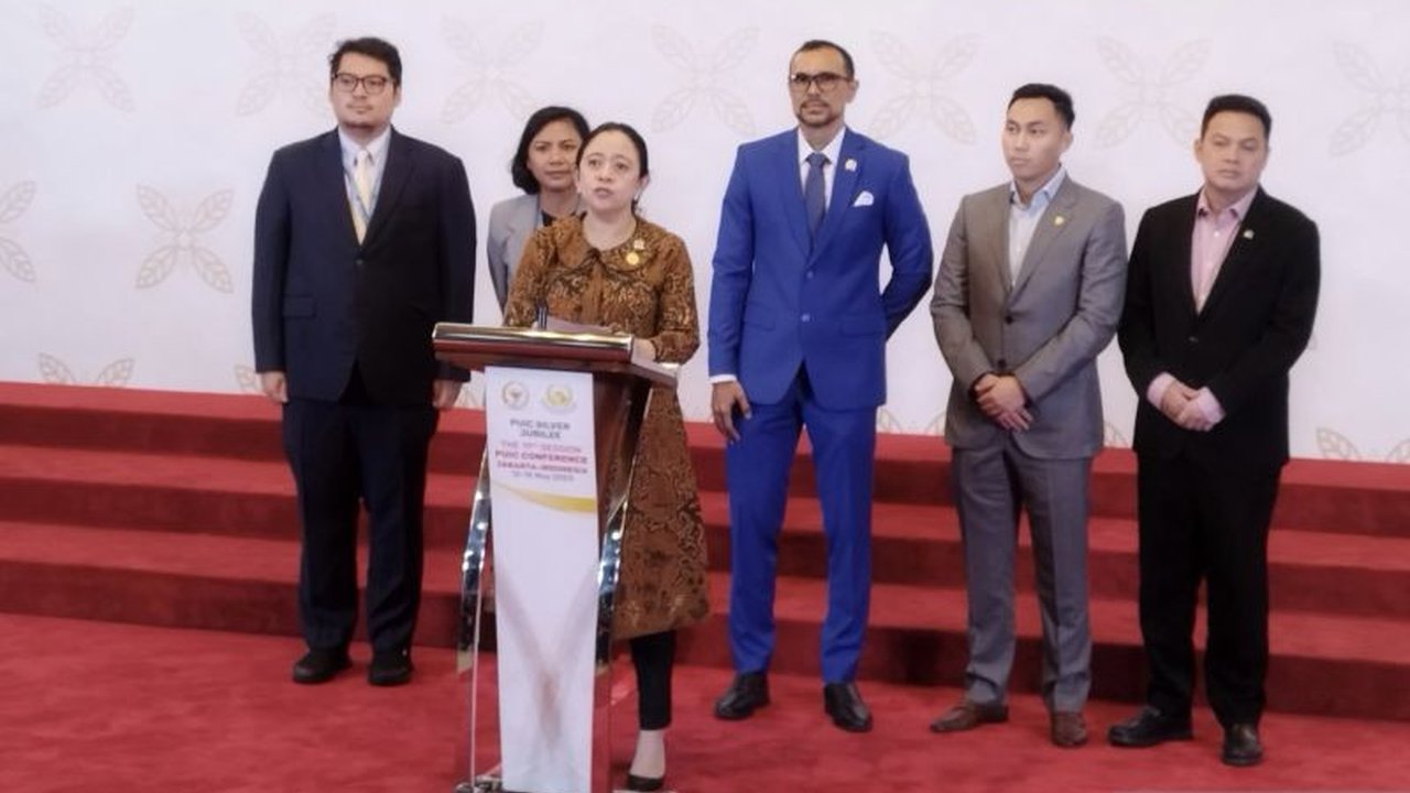 Ketua DPR RI Puan Maharani mendesak TNI memberikan penjelasan tegas terkait kebijakan pengamanan kejaksaan di seluruh Indonesia, agar tidak menimbulkan persepsi negatif di publik.