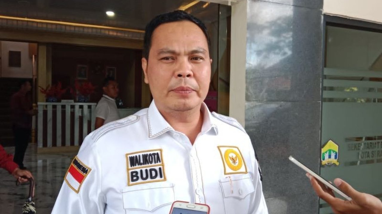 Wali Kota Serang mengungkapkan kebutuhan 10.000 titik Penerangan Jalan Umum (PJU) untuk program Serang Nyala,  mengingat keterbatasan anggaran dan koordinasi dengan pemerintah provinsi dan pusat.