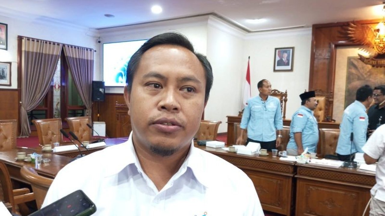 PT Pupuk Indonesia memastikan stok pupuk bersubsidi di Tulungagung dan sekitarnya aman hingga akhir tahun, mencapai lebih dari 6.000 ton, meskipun kendala administrasi masih dialami sebagian petani.