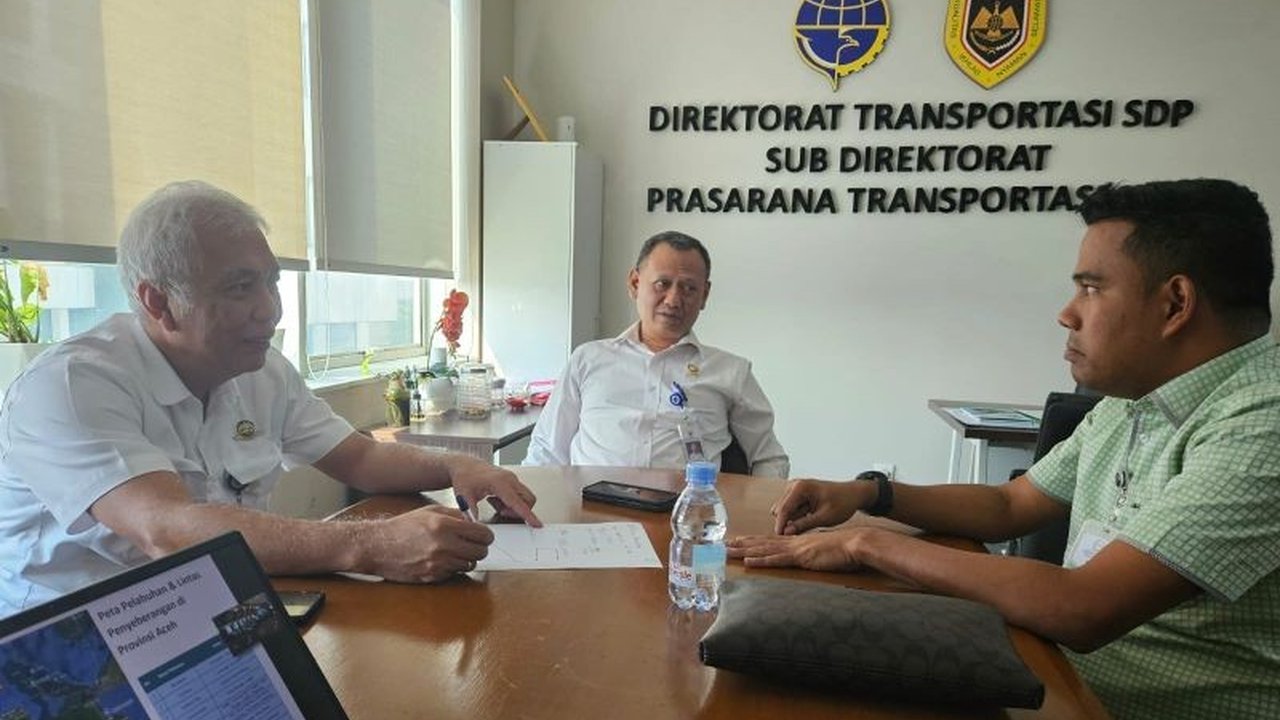 Anggota DPR Aceh usulkan penambahan rute pelayaran ke Pulau Aceh, khususnya Pulo Breuh, untuk meningkatkan perekonomian dan sektor pariwisata.