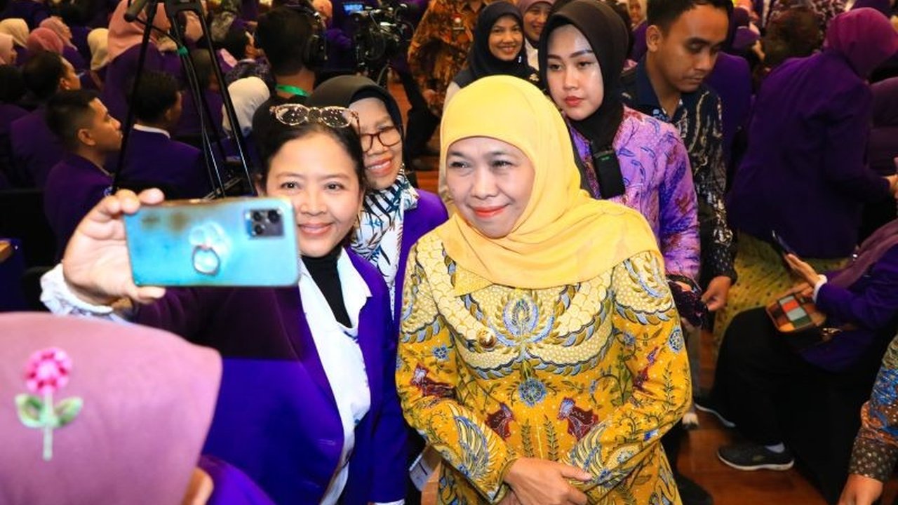 Gubernur Khofifah Indar Parawansa optimis pemerataan dokter gigi di seluruh puskesmas Jawa Timur akan segera terwujud, guna meningkatkan layanan kesehatan gigi dan mulut masyarakat.