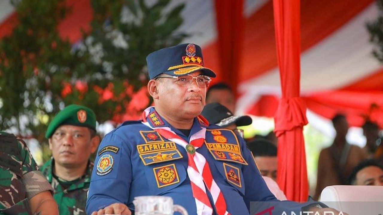 Kemendagri meluncurkan Kepmen Nomor 300.2.2 Tahun 2025 tentang Kode Wilayah Administrasi Pemerintahan dan Pulau, guna memperbarui data dan tata kelola pemerintahan yang lebih efektif dan efisien.