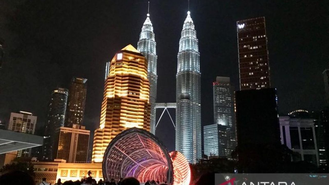 Pertumbuhan ekonomi Malaysia mencapai 4,4 persen di kuartal pertama 2025, ditopang oleh permintaan domestik yang kuat meskipun menghadapi perlambatan ekspor dan ketidakpastian global.