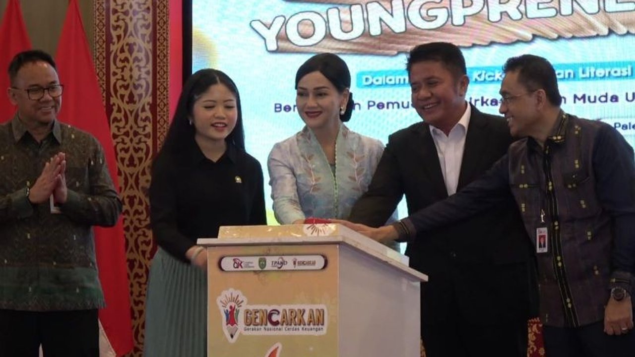 Otoritas Jasa Keuangan (OJK) bersama Pemprov Sumsel menargetkan 10.000 calon pengusaha muda akan mengikuti program Sultan Muda Sumsel pada 2025 untuk meningkatkan daya saing ekonomi lokal.