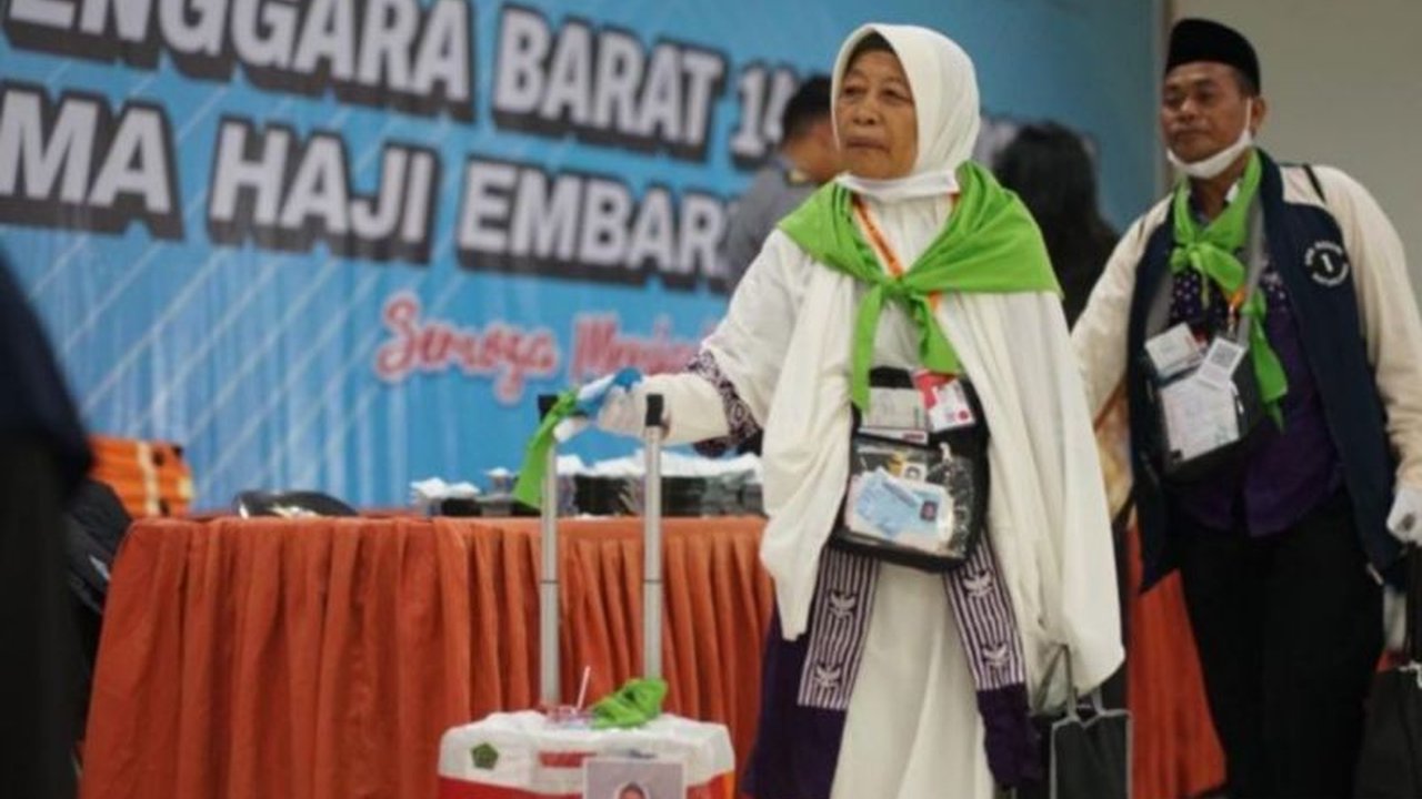 PT PLN (Persero) UIW NTB memastikan pasokan listrik andal di Asrama Haji Embarkasi Lombok selama musim haji 2025 untuk kenyamanan lebih dari 4.500 jemaah.