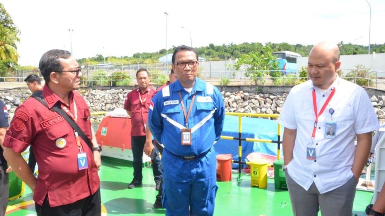 Kanwil Ditjenim Sulteng lakukan operasi gabungan pengawasan orang asing di PT Donggi Senoro LNG dan PT Panca Amara Utama di Kabupaten Banggai, guna memastikan kepatuhan terhadap aturan keimigrasian.