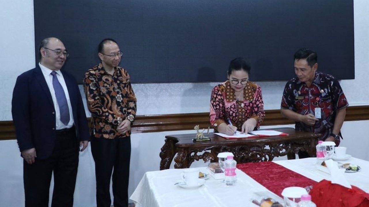 Kota Semarang resmi bergabung dengan Aliansi Kota Jalur Sutra Maritim (CAMSR), membuka peluang besar bagi peningkatan budaya, pariwisata, dan ekonomi kota.