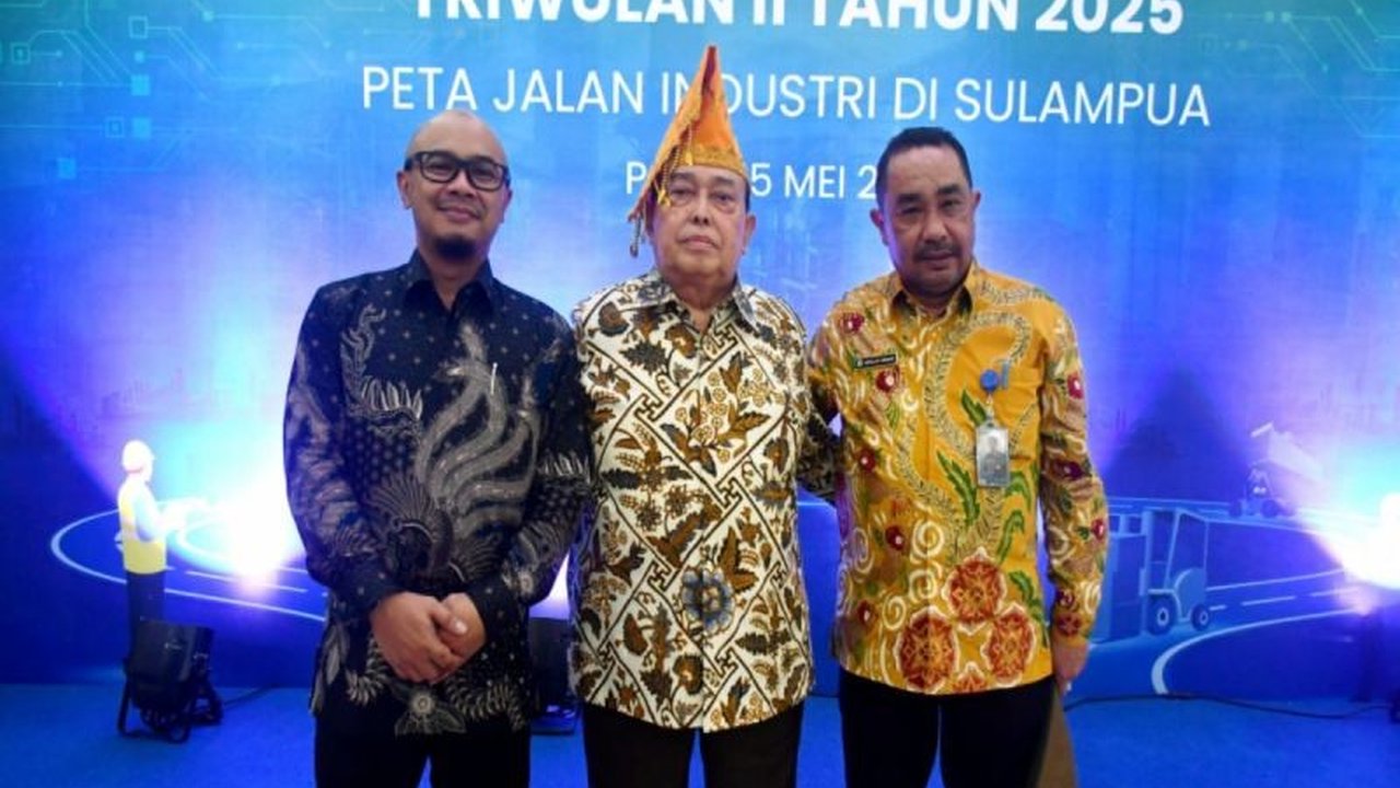 Wakil Gubernur Sulbar, Salim Mengga, masih menunggu kepastian harga beli kelapa sebelum menerima investasi dari Malaysia, guna melindungi petani dari potensi eksploitasi harga.