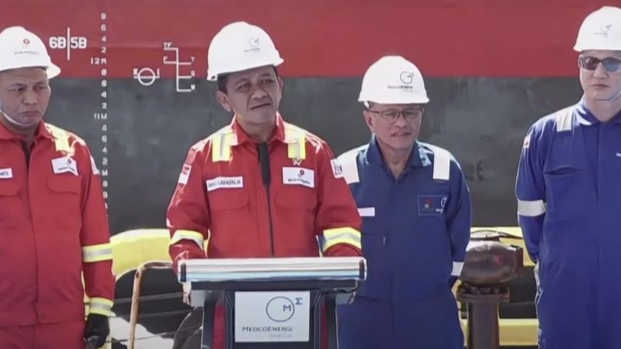 Lapangan minyak Forel dan Terubuk di Kepulauan Riau menambah produksi minyak 20 ribu barel per hari (BPH) dan berpotensi surplus gas pada 2026, mendorong target lifting 1 juta BPH pada 2029-2030.