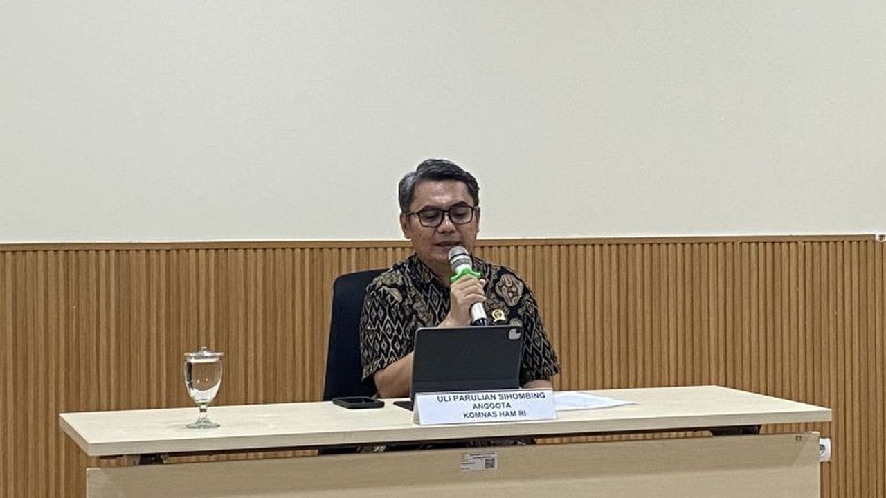 Komnas HAM turun tangan selidiki ledakan amunisi di Garut yang menewaskan 13 orang, termasuk warga sipil, dan meminta keterangan berbagai pihak untuk mengungkap penyebab tragedi tersebut.