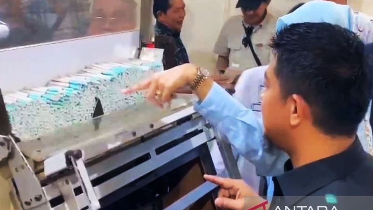 DPRD Gowa merekomendasikan relokasi pabrik rokok di Jalan Tumanurung, Somba Opu, karena melanggar aturan dan beroperasi di kawasan perkantoran, bukan kawasan industri.