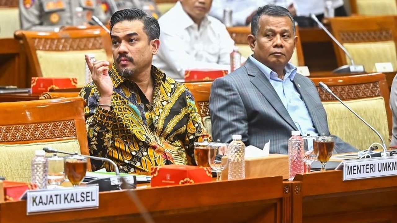 Menteri UMKM Maman Abdurrahman mendorong sanksi administratif sebagai solusi utama bagi UMKM yang melanggar aturan, bukan pidana, demi menjaga keberlangsungan ekonomi rakyat kecil, khususnya setelah kasus Mama Khas Banjar.