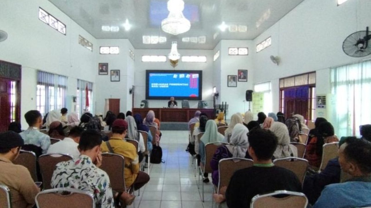 Pemprov Kalsel telah merealisasikan pembiayaan KUR sebesar Rp1,68 triliun hingga April 2025,  mendukung pengembangan UMKM dan koperasi di Kalimantan Selatan.