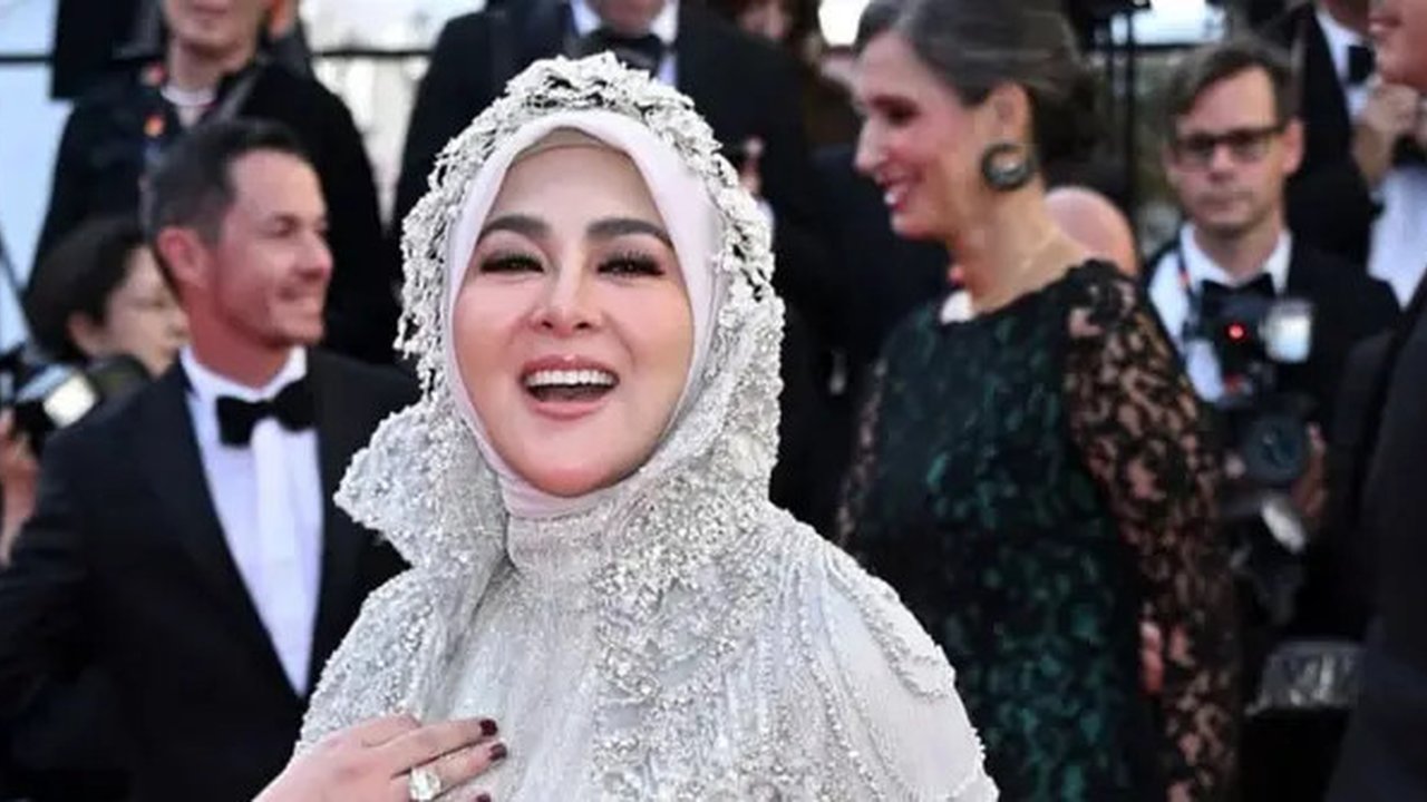 Syahrini di Festival Film Cannes 2025. [@princessyahrini]