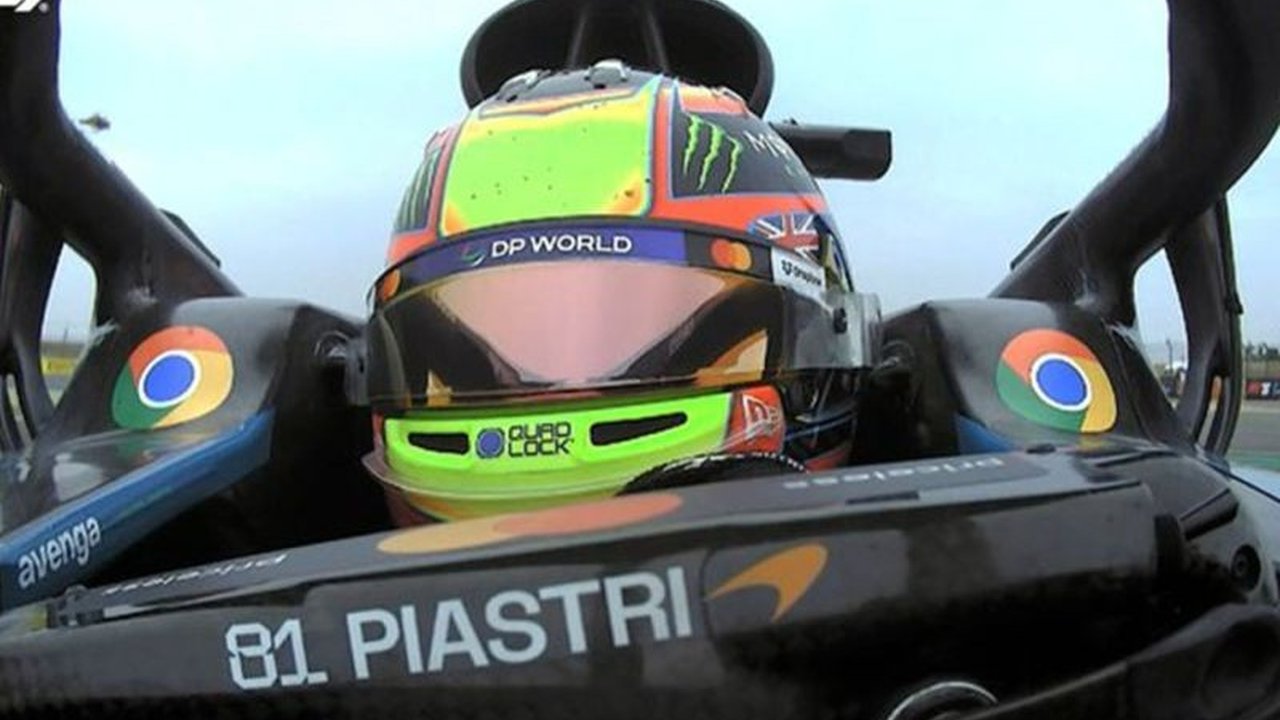 Oscar Piastri raih kemenangan perdananya di F1 GP China 2025, mengungguli rekan setimnya Lando Norris dan George Russell; Max Verstappen finis keempat.