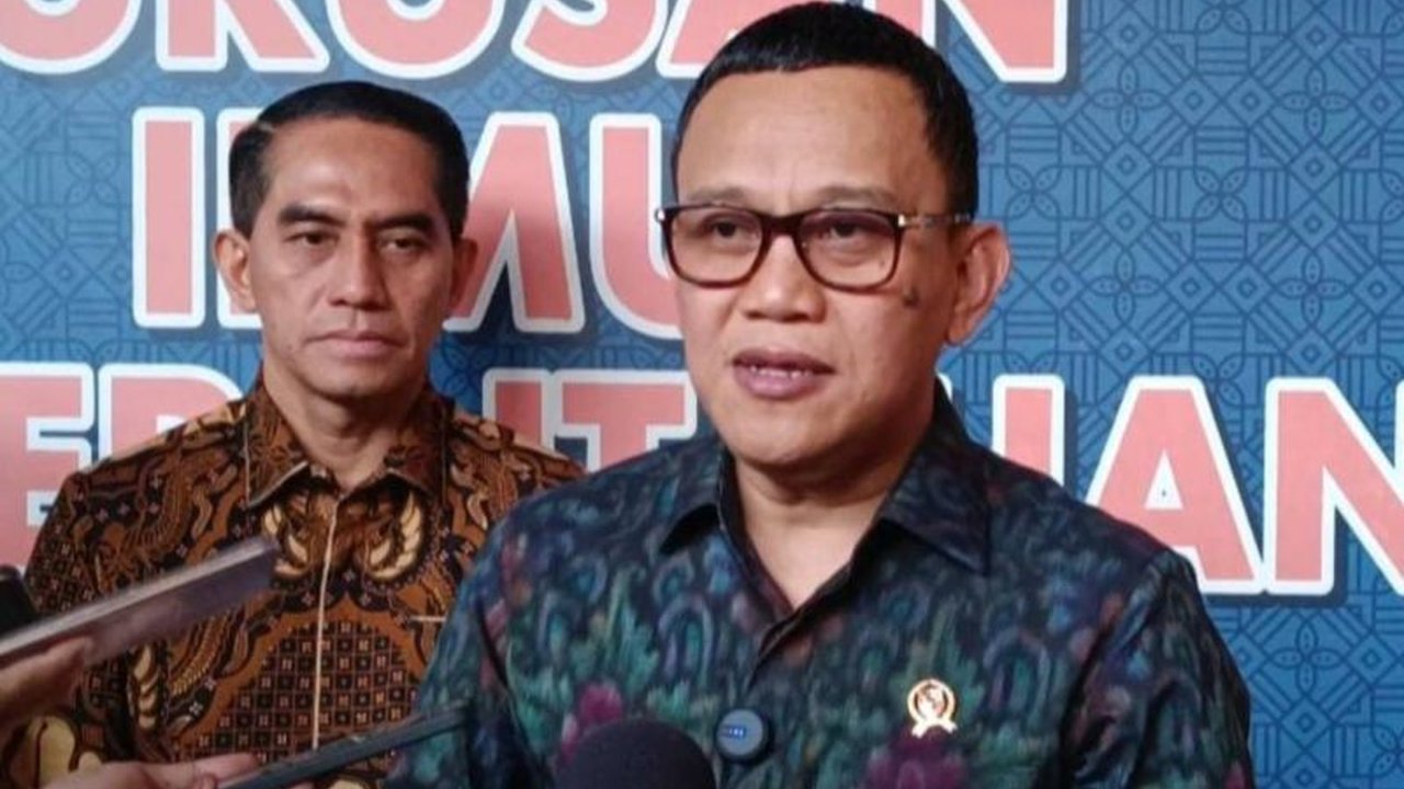 Menko PMK mendorong Universitas Lampung aktif dalam memberikan edukasi kepada calon Pekerja Migran Indonesia (PMI) agar keberangkatan mereka ke luar negeri dilakukan secara prosedural dan terhindar dari praktik ilegal.