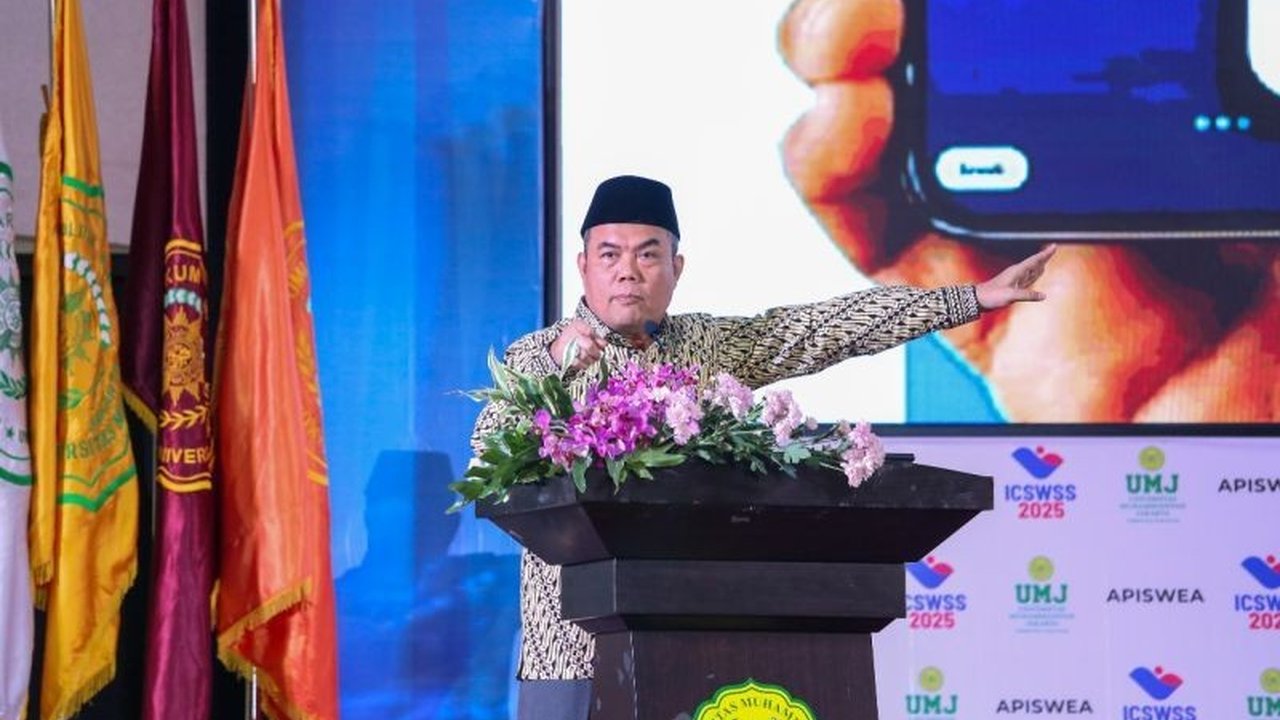 Pemerintah Indonesia menekankan pentingnya peningkatan sistem jaminan sosial dalam Konferensi Internasional Social Work and Social Sciences (ICSWSS) untuk mencapai SDGs, dengan program seperti PKH dan BPNT sebagai langkah utama.