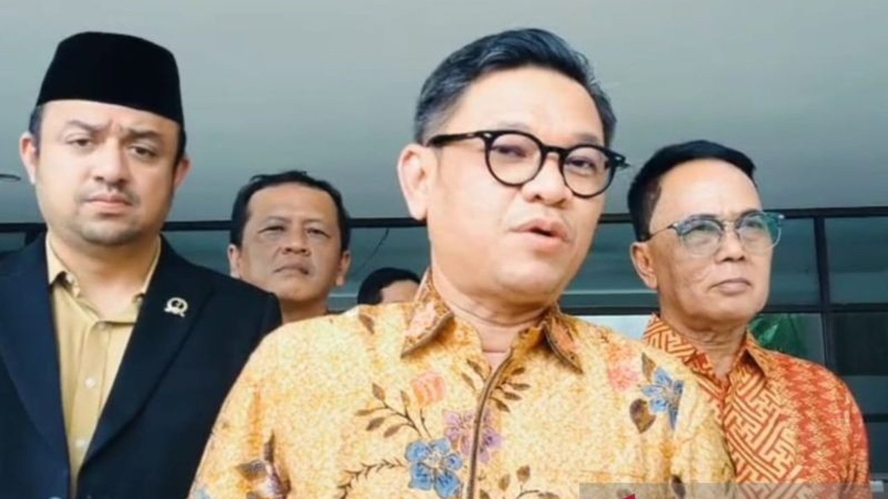 Lemhanas menyoroti perlunya evaluasi program pendidikan karakter siswa nakal di barak militer Jawa Barat, karena dikhawatirkan malah meningkatkan perilaku menyimpang.