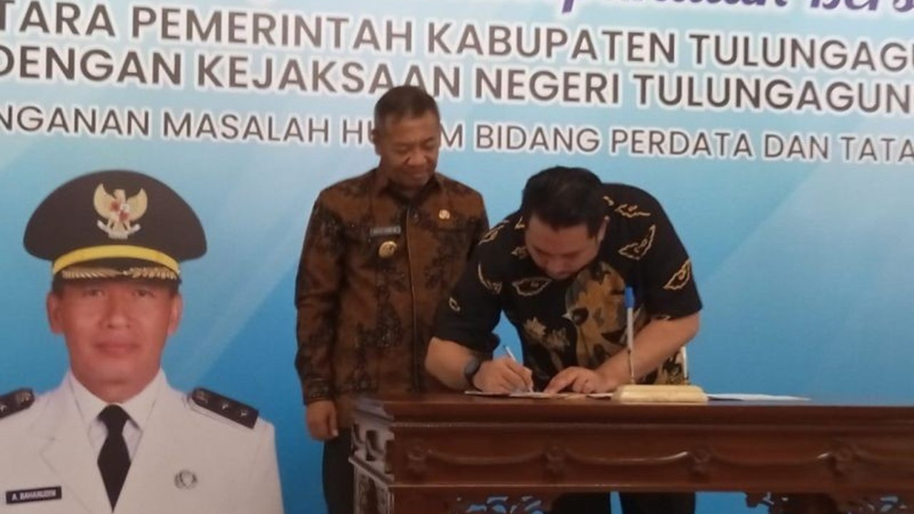 Pemerintah Kabupaten Tulungagung memperpanjang kerja sama dengan Kejari untuk memastikan pemerintahan yang transparan, akuntabel, dan taat hukum, serta mendukung percepatan pembangunan daerah.