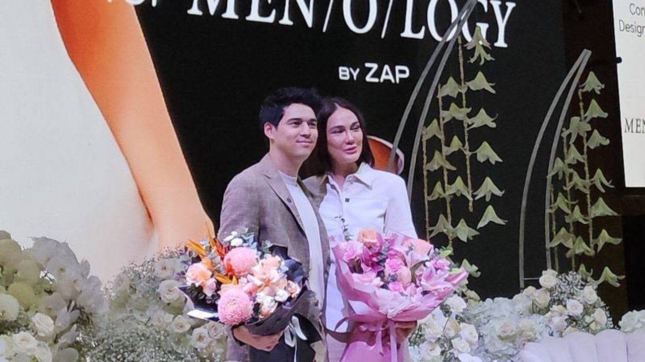 Aktor Maxime Bouttier dan Luna Maya mengungkap pengalaman sekolah mereka di Bali dan Jakarta, yang menarik perhatian media hingga mewawancarai guru-guru mereka.