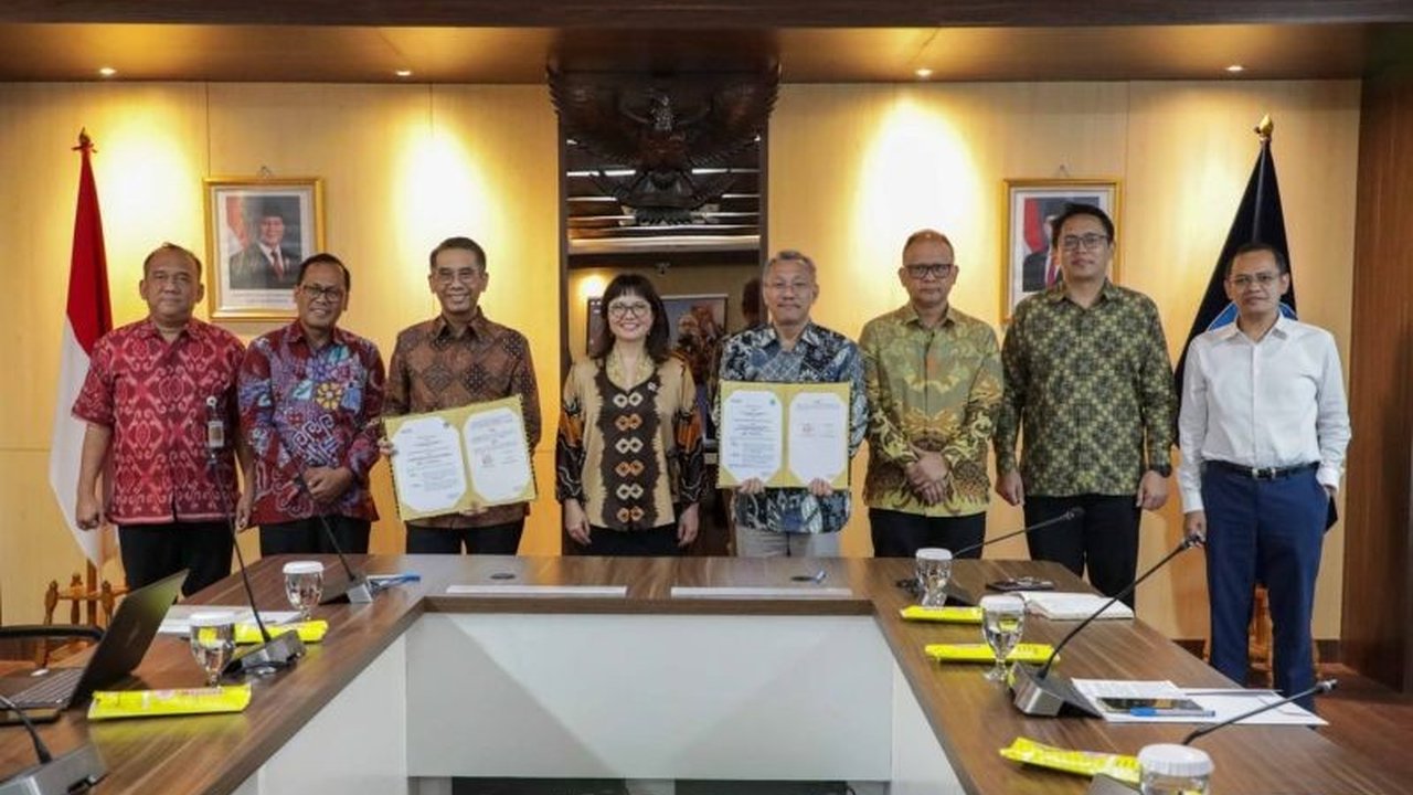 Kementerian Pendidikan, Kebudayaan, Riset, dan Teknologi (Kemdikbudristek) bersama Lembaga Pengelola Dana Pendidikan (LPDP) sepakat meningkatkan kerja sama untuk memperkuat riset dan pendidikan tinggi di Indonesia dengan total pendanaan mencapai Rp1,9 tri