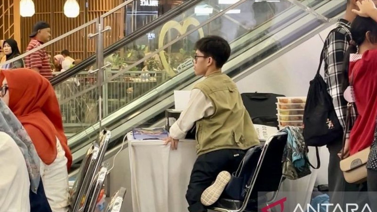 Kantor Imigrasi Kepri melibatkan penyandang disabilitas dalam program Eazy 1000 Passport di Batam, membuktikan kesetaraan dan kemampuan mereka berkontribusi di ruang publik.