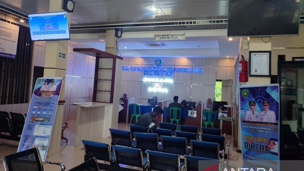 Pemerintah Kota Bengkulu menegaskan tidak pernah meminta data pribadi warga melalui media sosial dan mengimbau masyarakat untuk waspada terhadap penipuan yang mengatasnamakan Disdukcapil.