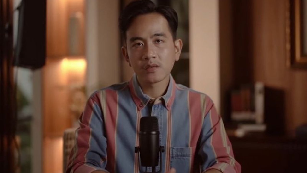 Wakil Presiden Gibran Rakabuming mengapresiasi peran penting Generasi Z dalam mendorong transaksi digital melalui QRIS, yang kini telah mencapai lebih dari 1 miliar transaksi per Maret 2025.