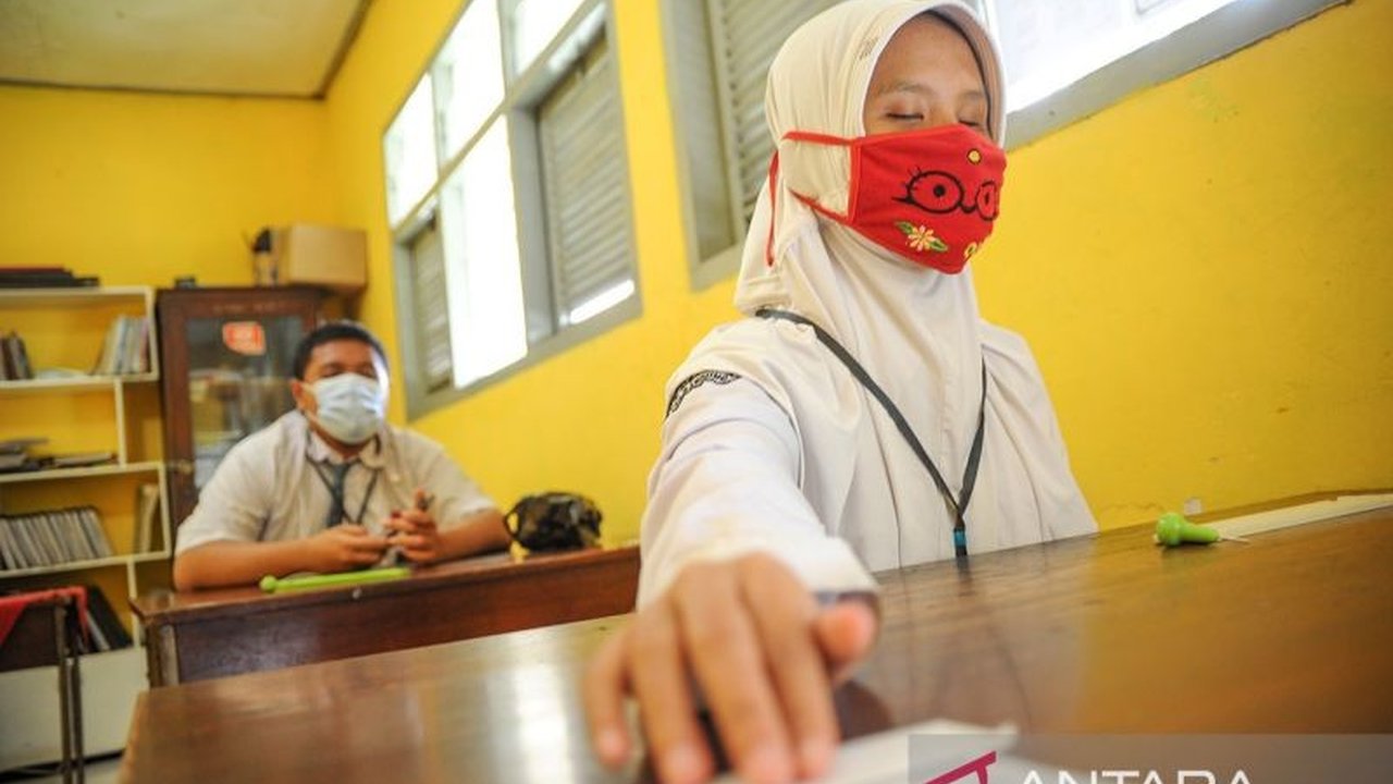 Komisi Nasional Disabilitas (KND) membantah isu pengusiran siswa SLBN A Pajajaran Bandung dan menegaskan bahwa proses belajar mengajar tetap berjalan normal.