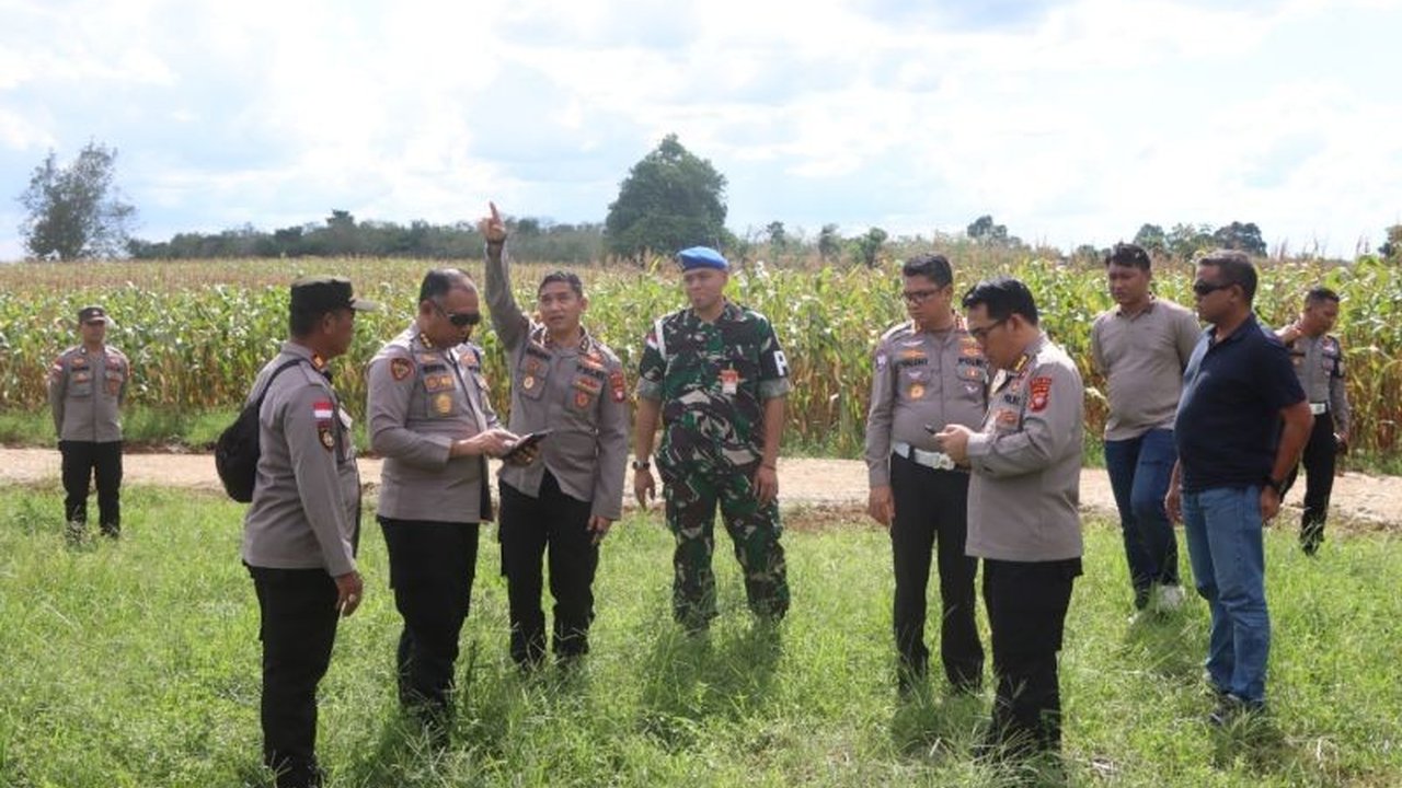Presiden Prabowo Subianto direncanakan hadir dalam panen raya jagung serentak tahap dua di Bengkayang, Kalimantan Barat, yang juga akan dihadiri Kapolri dan Mentan, untuk mendukung ketahanan pangan nasional.