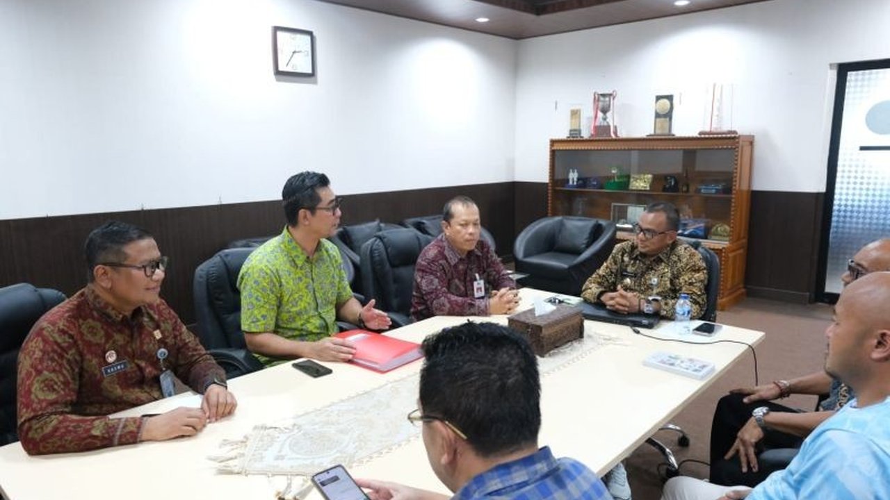 Kemenkumham dan Pemkab Belitung berkolaborasi untuk mempercepat pembentukan Koperasi Merah Putih di 42 desa di Kabupaten Belitung guna mendorong pertumbuhan ekonomi masyarakat.