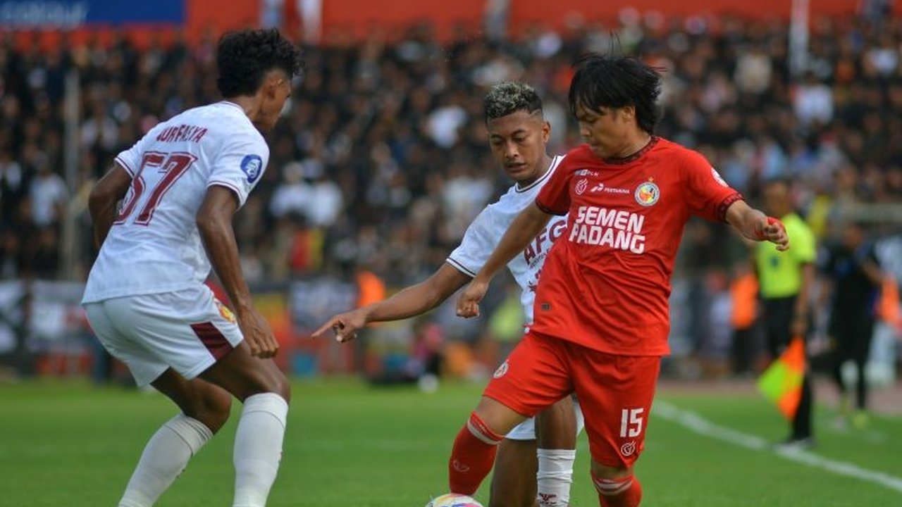Semen Padang FC gagal mengamankan kemenangan atas Persik Kediri dan masih terancam degradasi di pekan pamungkas Liga 1 Indonesia 2024-2025.