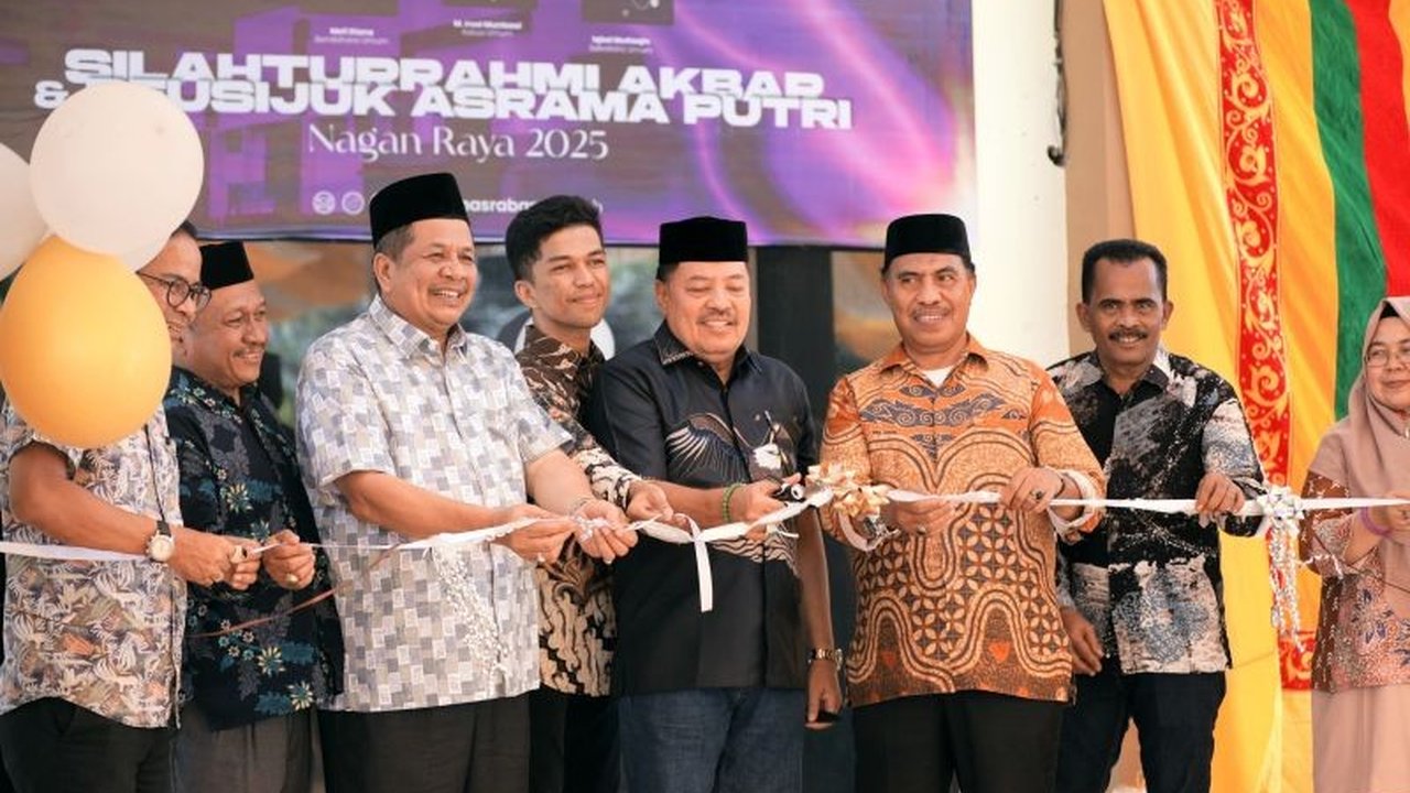 Pemerintah Kabupaten Nagan Raya resmikan asrama putri di Banda Aceh untuk mempermudah akses pendidikan bagi mahasiswi Nagan Raya, sebagai wujud nyata komitmen peningkatan kualitas pendidikan.