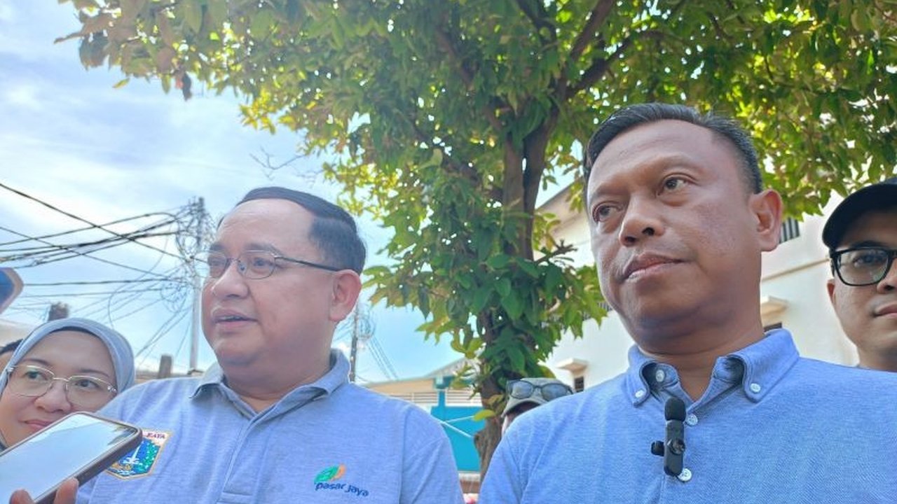 Bekas posko ormas di Pasar Induk Kramat Jati yang dibongkar akan diubah menjadi taman dalam waktu dua minggu untuk meningkatkan kenyamanan pengunjung.