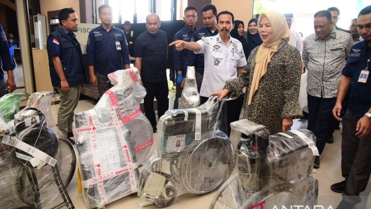 Wakil Gubernur Gorontalo mengapresiasi sistem keamanan koper jamaah calon haji (JCH) 2025 yang terjamin dan telah diatur rapi, memastikan barang bawaan aman hingga Arab Saudi.